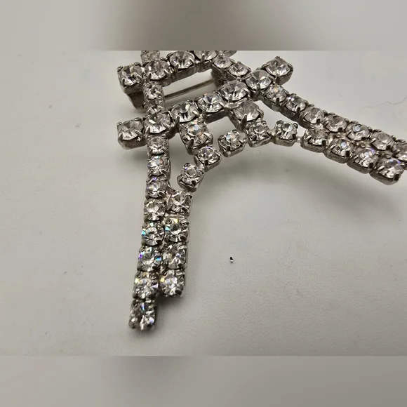 Vintage Eiffle Tower Brooch - Picture 4 of 10